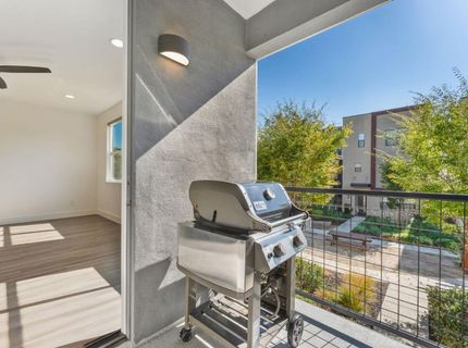 1010 Alkali Ln, Sacramento, CA 95814 Photo