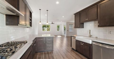1010 Alkali Ln, Sacramento, CA 95814 Photo
