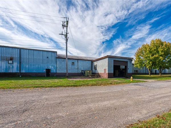 20 Matchette Road, Clinton, PA 15026