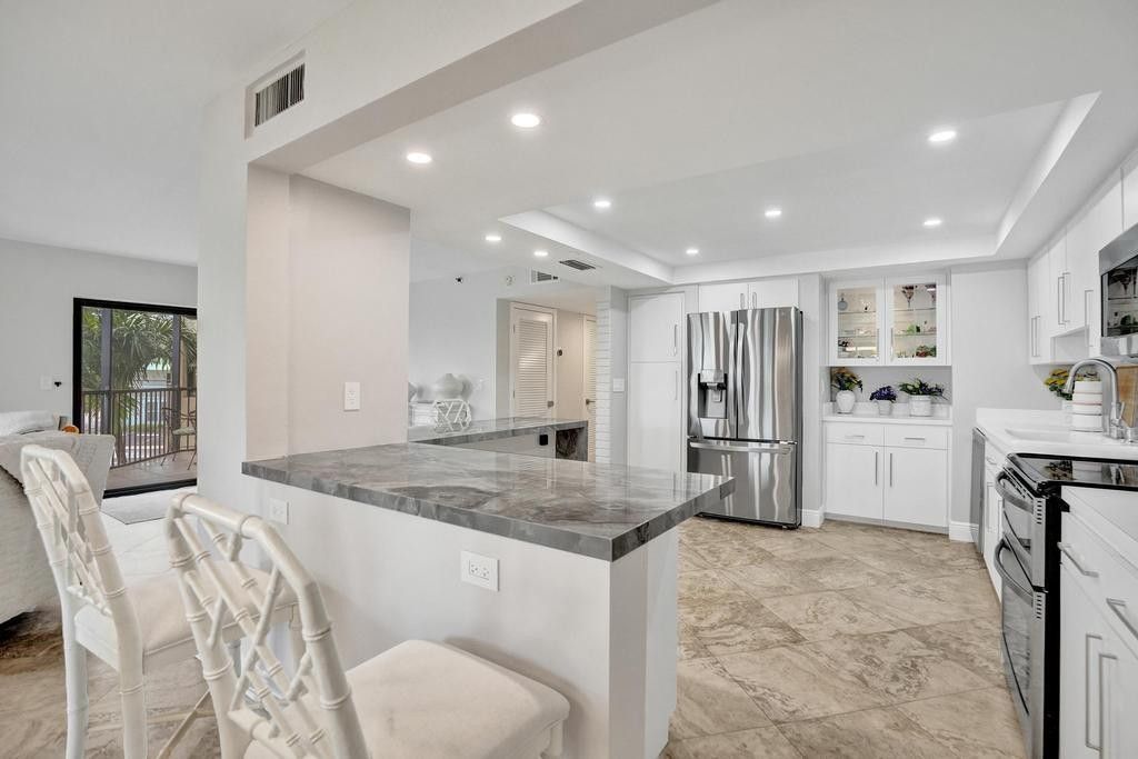 501 N Riverside Drive, Unit 203, Pompano Beach, FL 33062 Photo