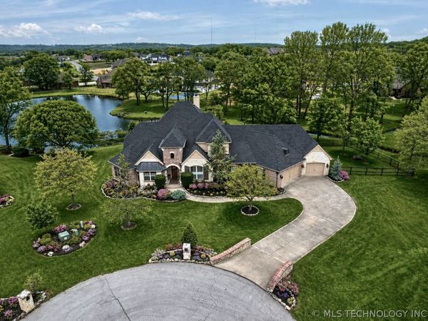 7474 S 288th East Avenue, Broken Arrow, OK 74014