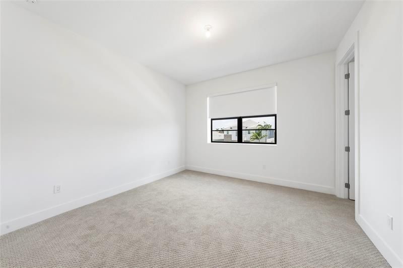 2652 NW 87th Ter, Pembroke Pines, FL 33024 Photo