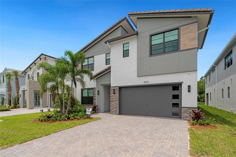 2652 NW 87th Ter, Pembroke Pines, FL 33024 Photo