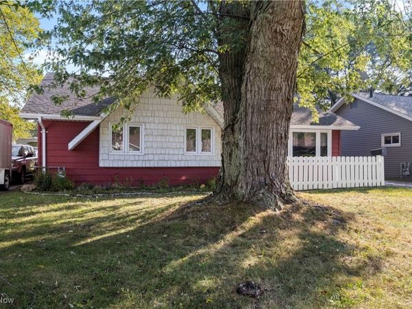 4272 Brockley Avenue, Sheffield Lake, OH 44054