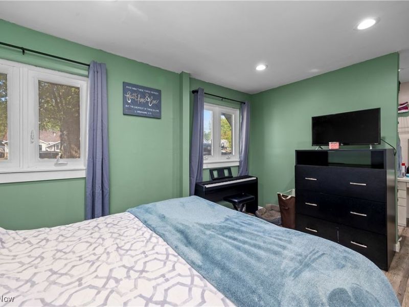 4272 Brockley Avenue, Sheffield Lake, OH 44054 Photo 23