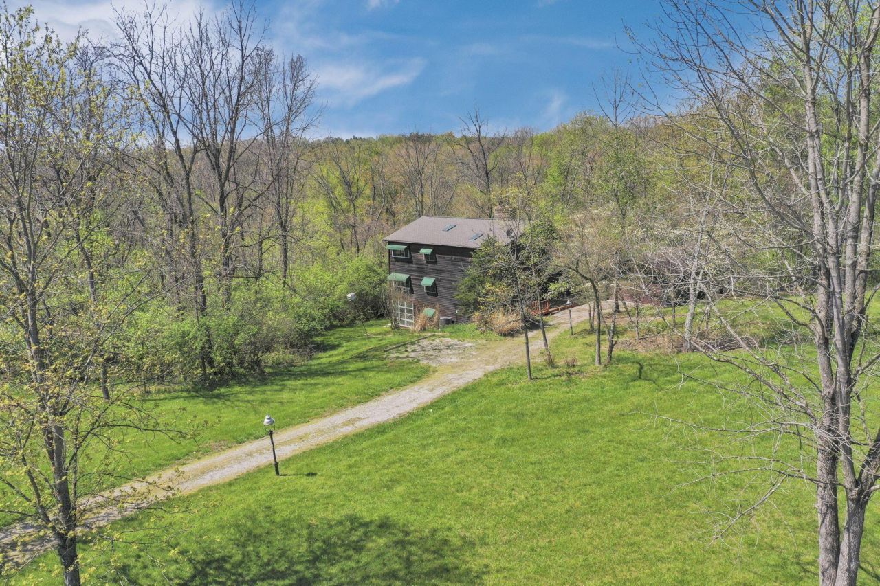 2098 Maya Lane, Sugar Grove, OH 43155 Main Photo