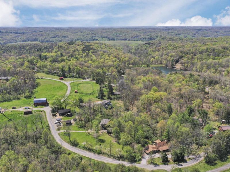 2098 Maya Lane, Sugar Grove, OH 43155 Photo 14