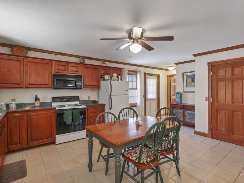 2098 Maya Lane, Sugar Grove, OH 43155 Photo 23