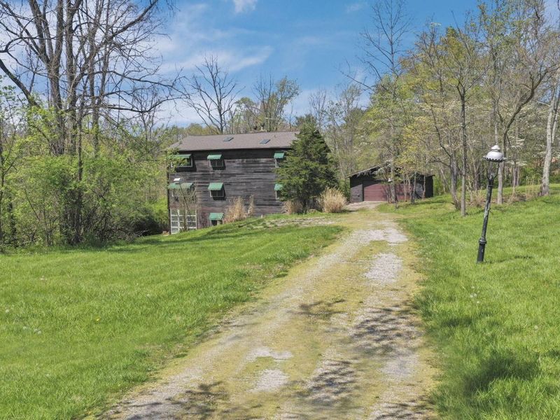 2098 Maya Lane, Sugar Grove, OH 43155 Photo 4