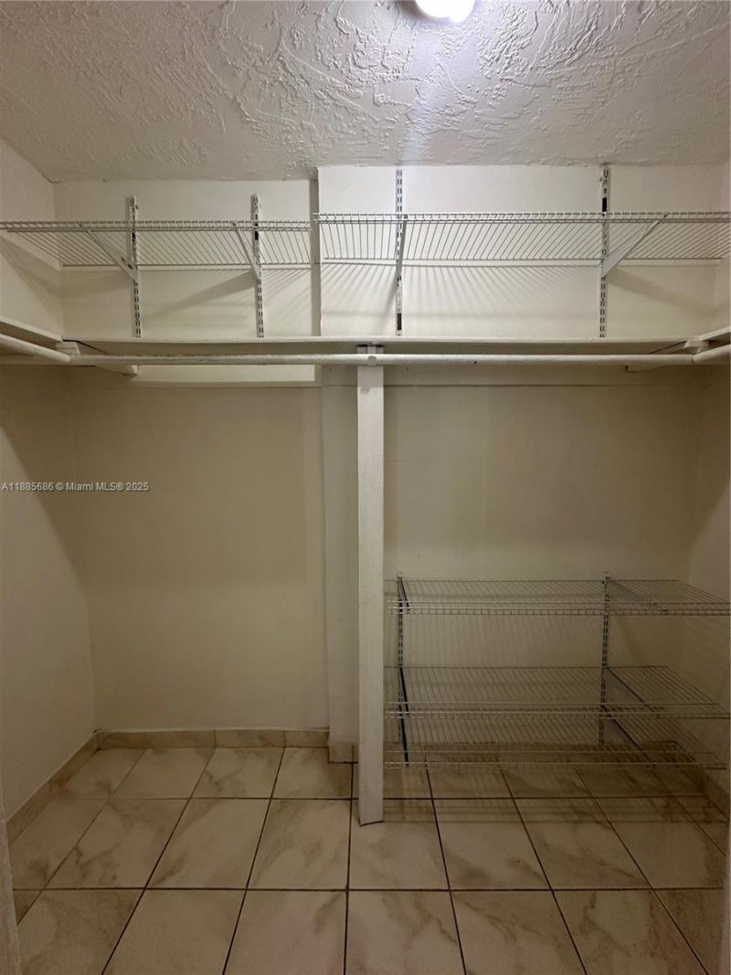 5505 NW 7th St, Unit W219, Miami, FL 33126 Photo