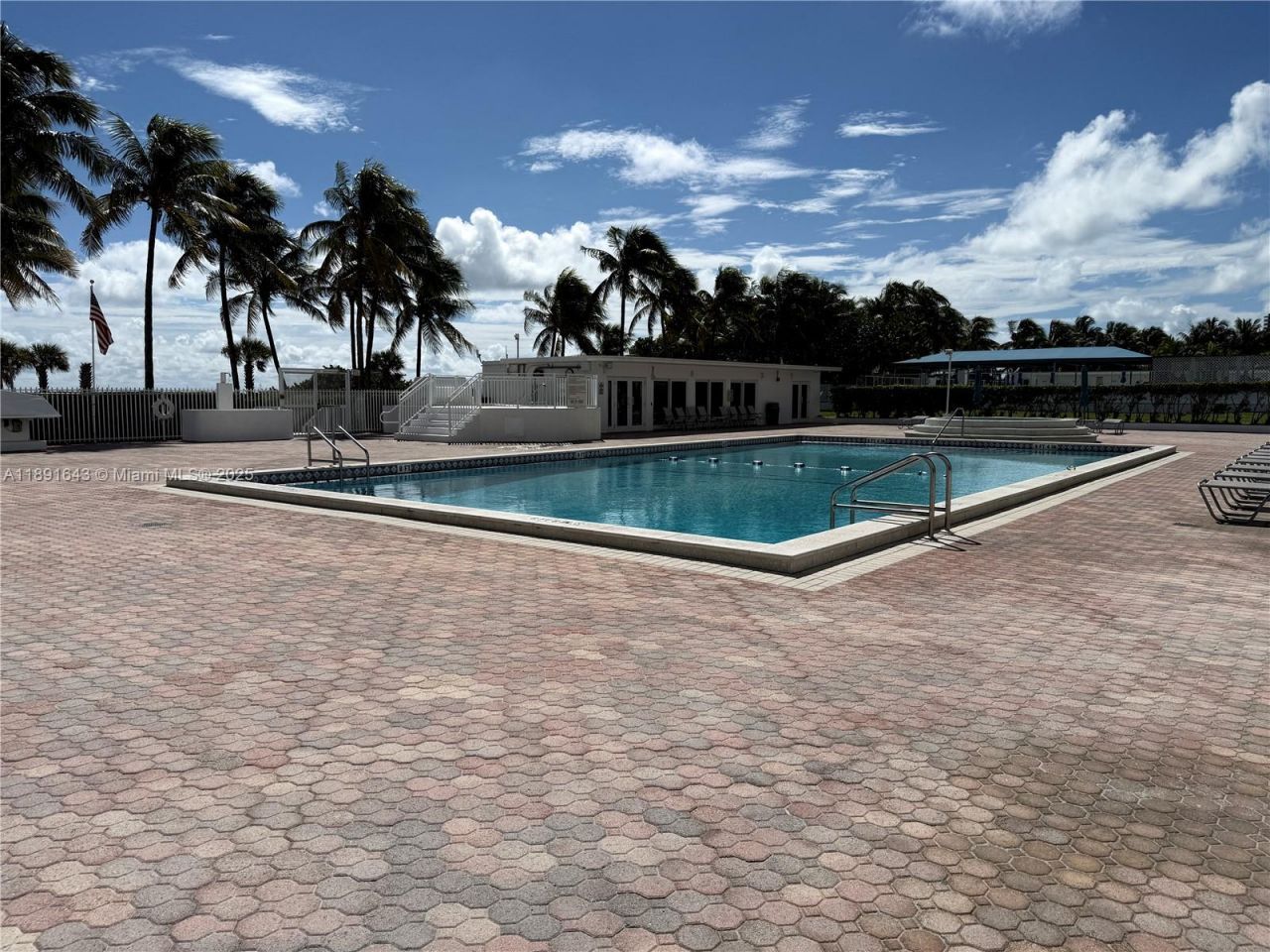 5005 Collins Ave, Unit 823, Miami Beach, FL 33140 Photo