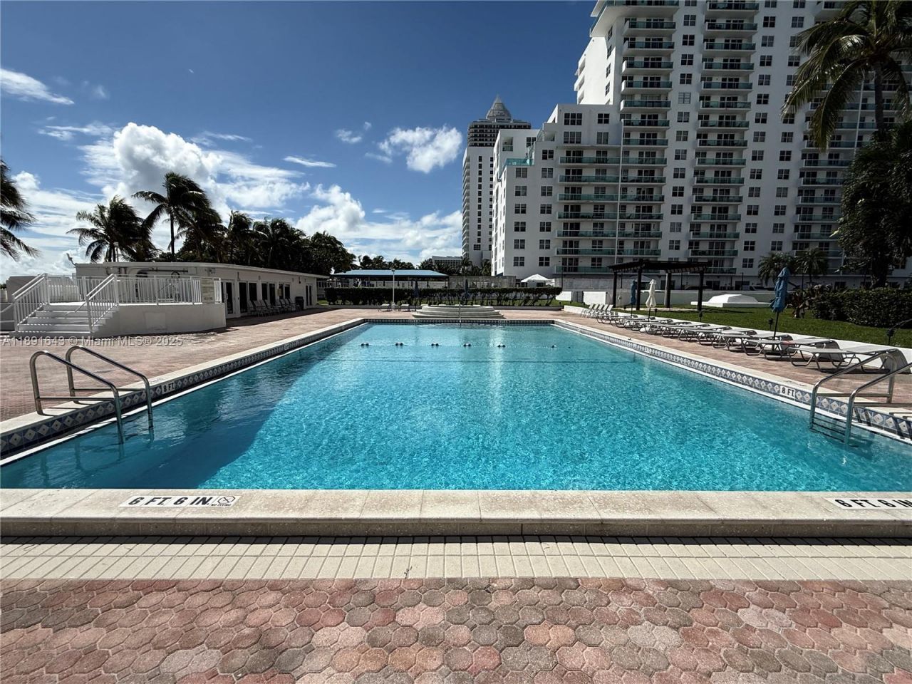 5005 Collins Ave, Unit 823, Miami Beach, FL 33140 Photo