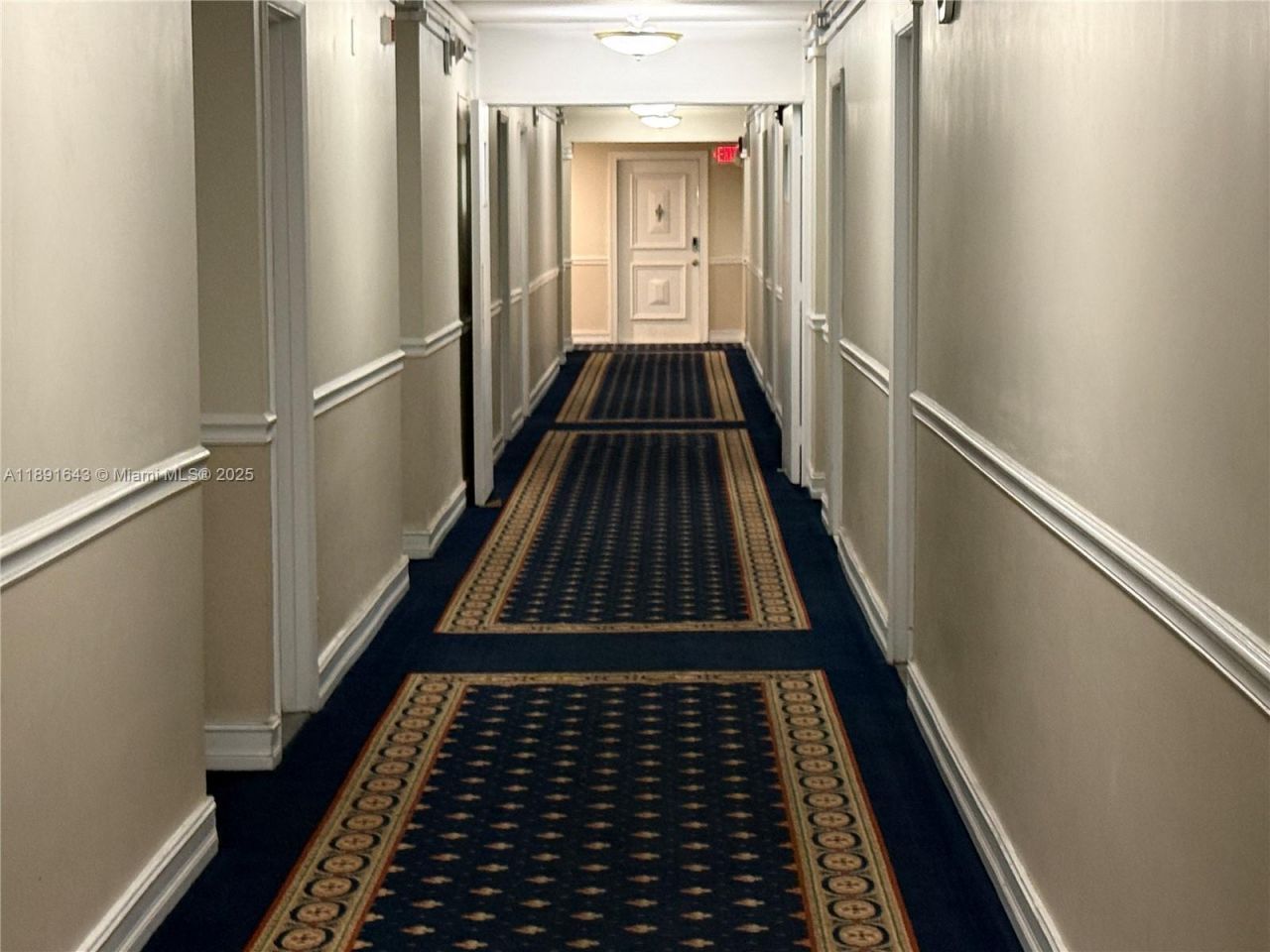 5005 Collins Ave, Unit 823, Miami Beach, FL 33140 Photo