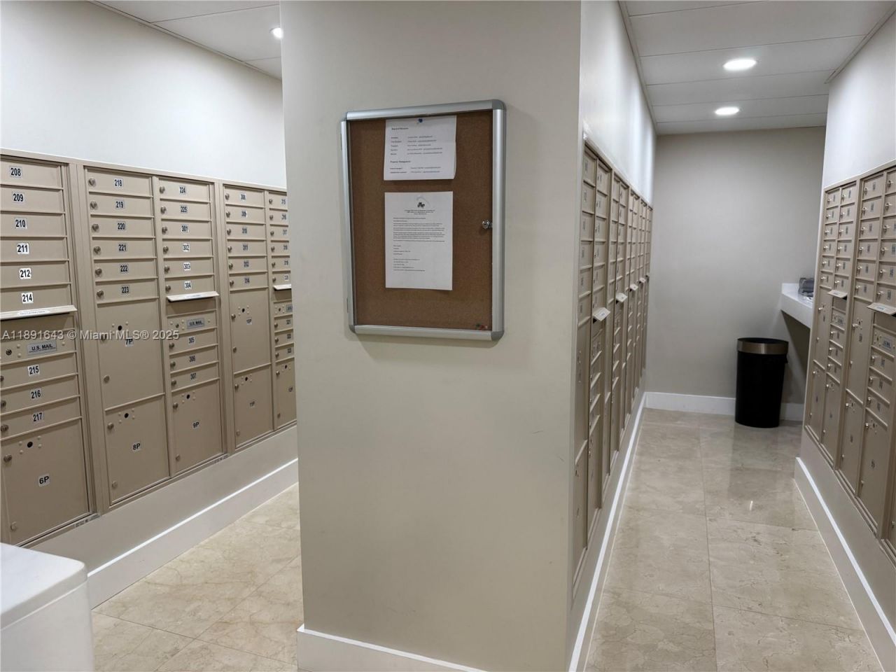 5005 Collins Ave, Unit 823, Miami Beach, FL 33140 Photo