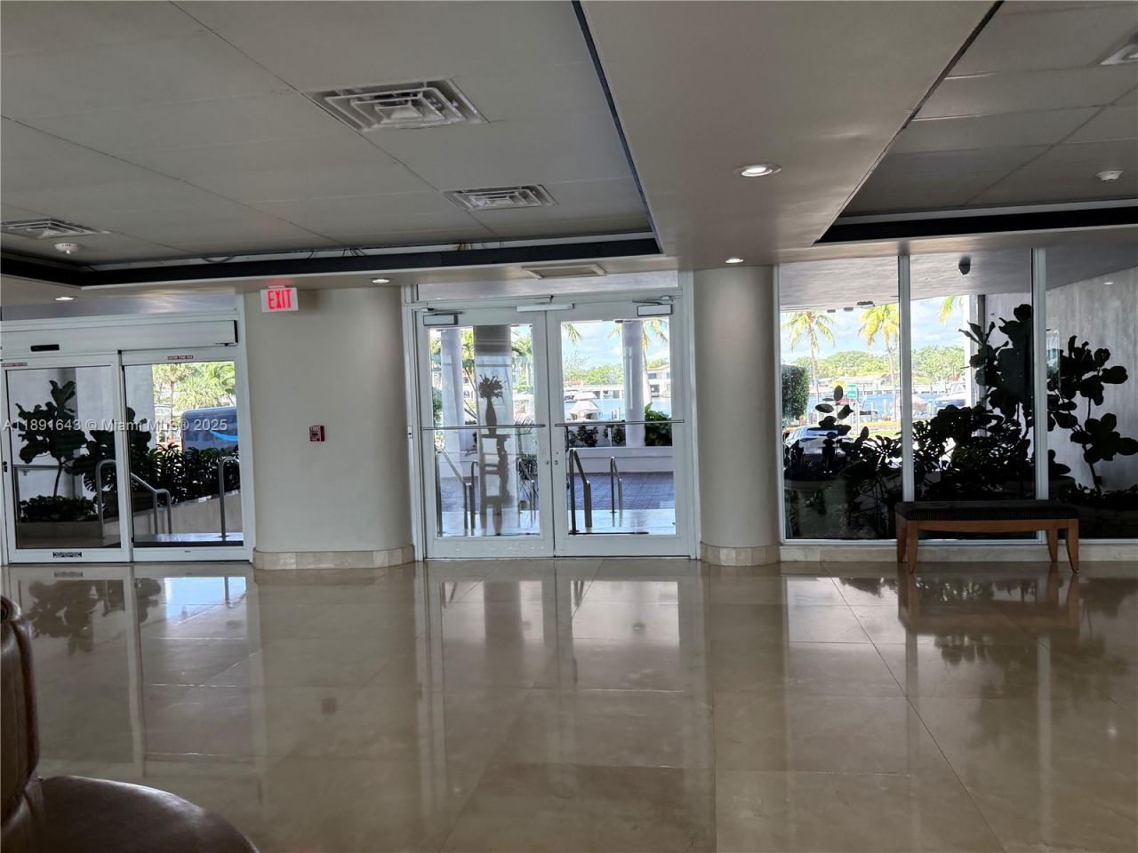 5005 Collins Ave, Unit 823, Miami Beach, FL 33140 Photo