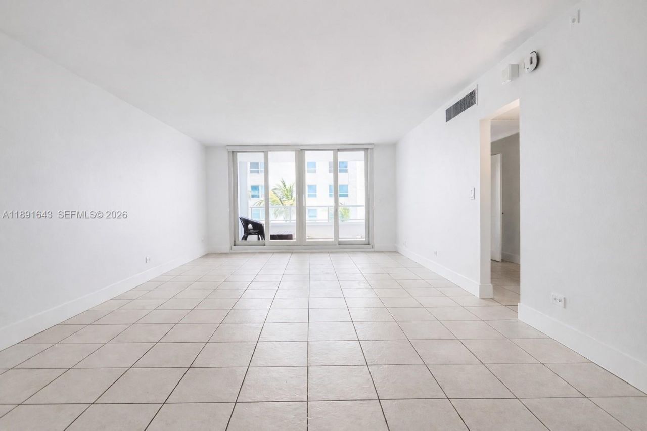 5005 Collins Ave, Unit 823, Miami Beach, FL 33140 Photo