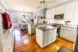 472 Santee Drive photo 4