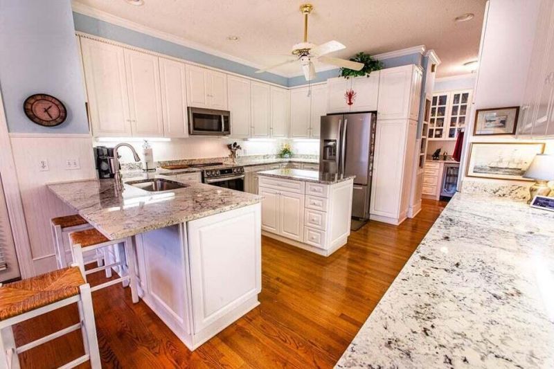 472 Santee Drive Photo 9