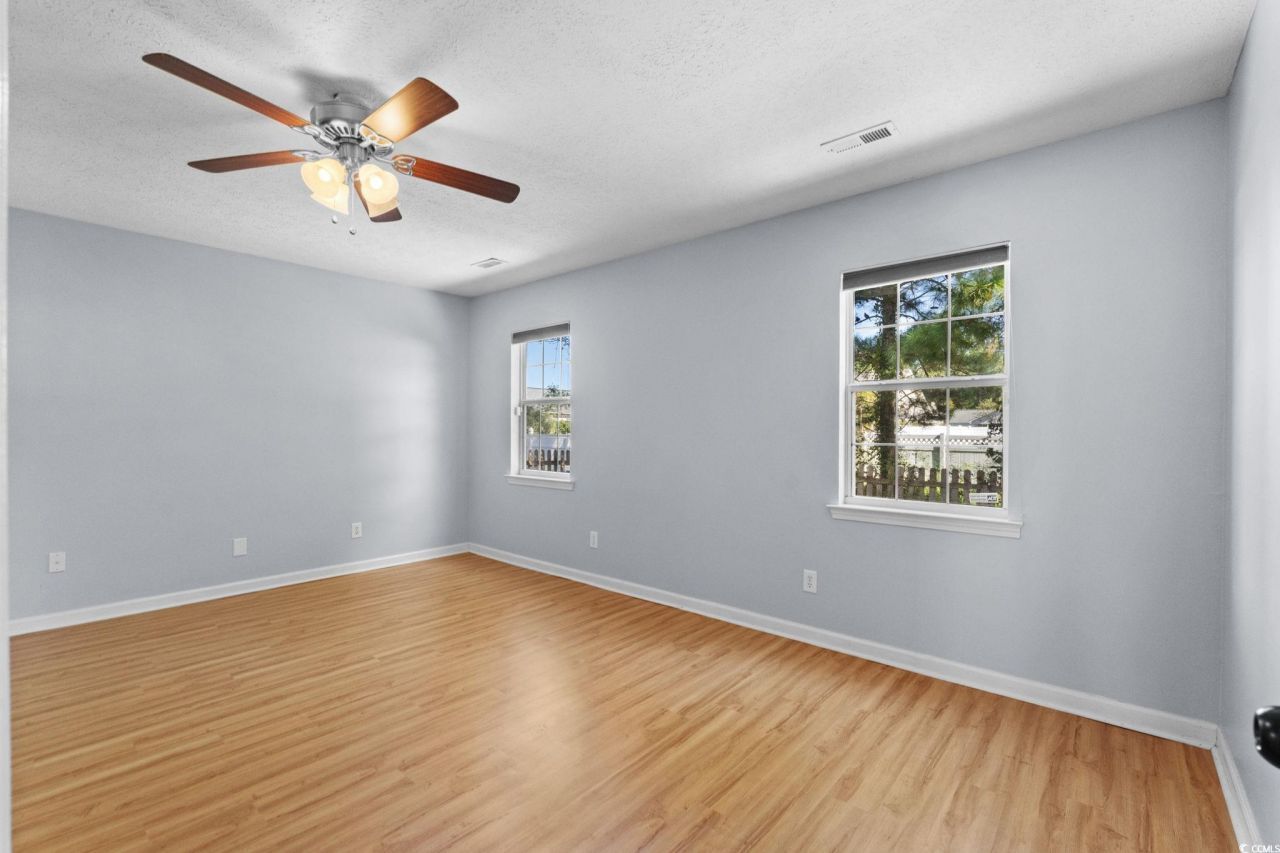 8065 Resin Rd. Photo 11