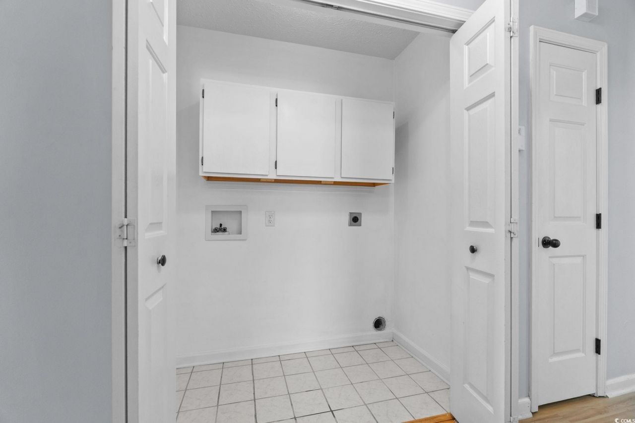 8065 Resin Rd. Photo 22