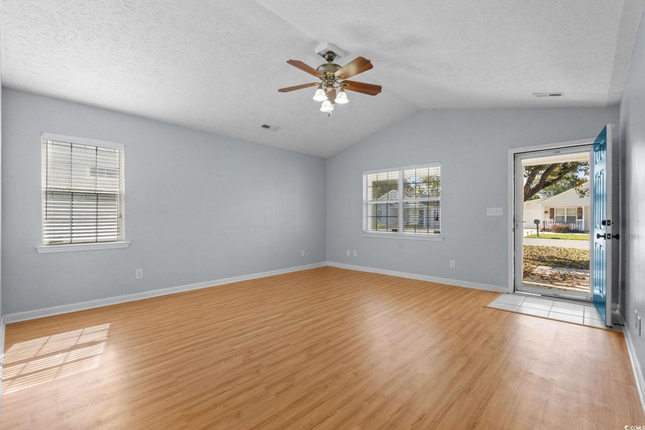 8065 Resin Rd. Photo 5