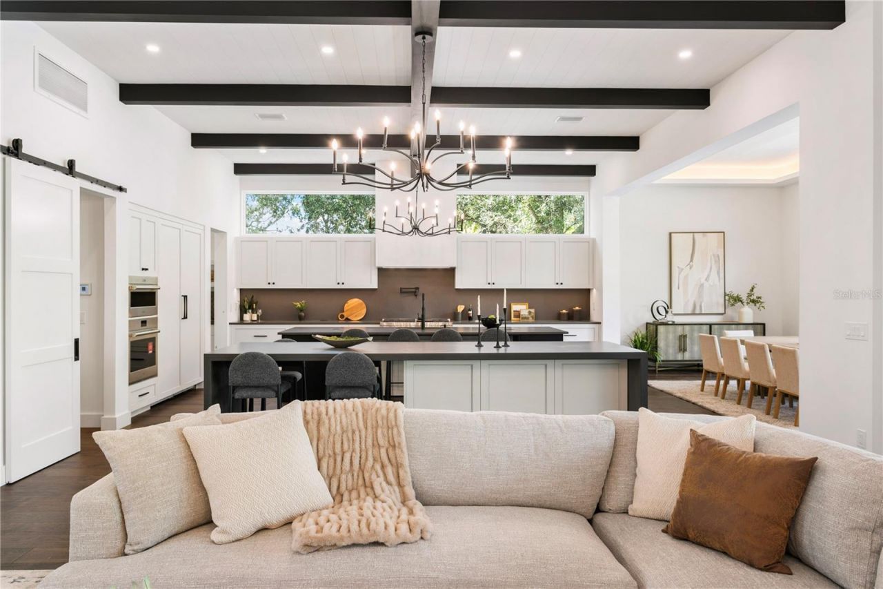 4823 W San Jose Street, Tampa, FL 33629 Photo