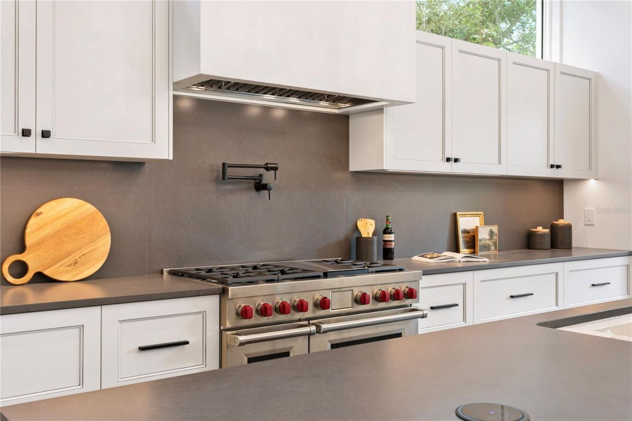 4823 W San Jose Street, Tampa, FL 33629 Photo