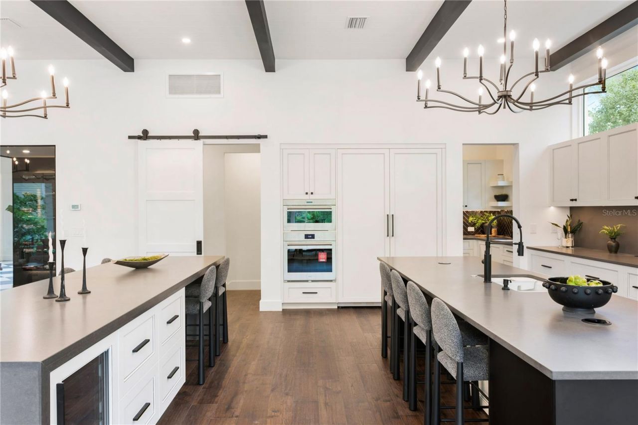 4823 W San Jose Street, Tampa, FL 33629 Photo