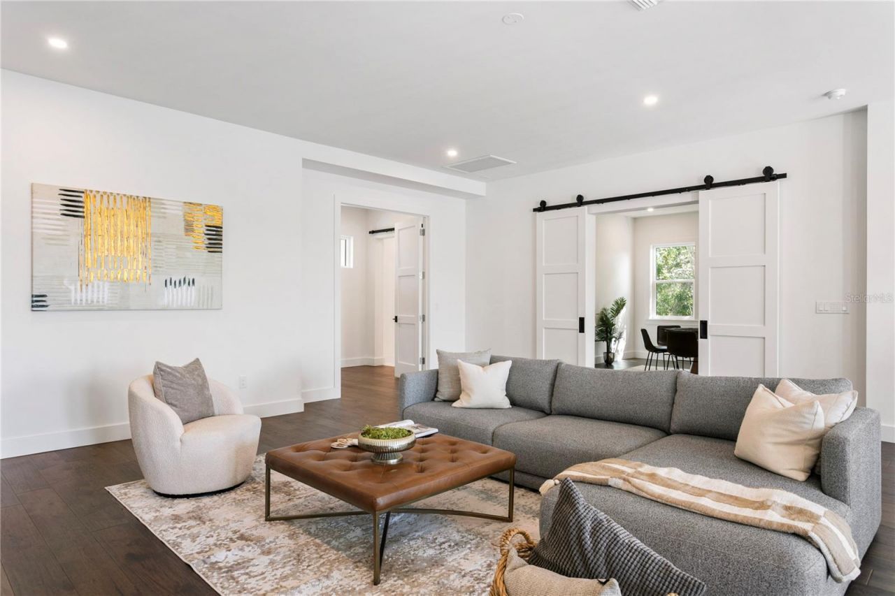 4823 W San Jose Street, Tampa, FL 33629 Photo