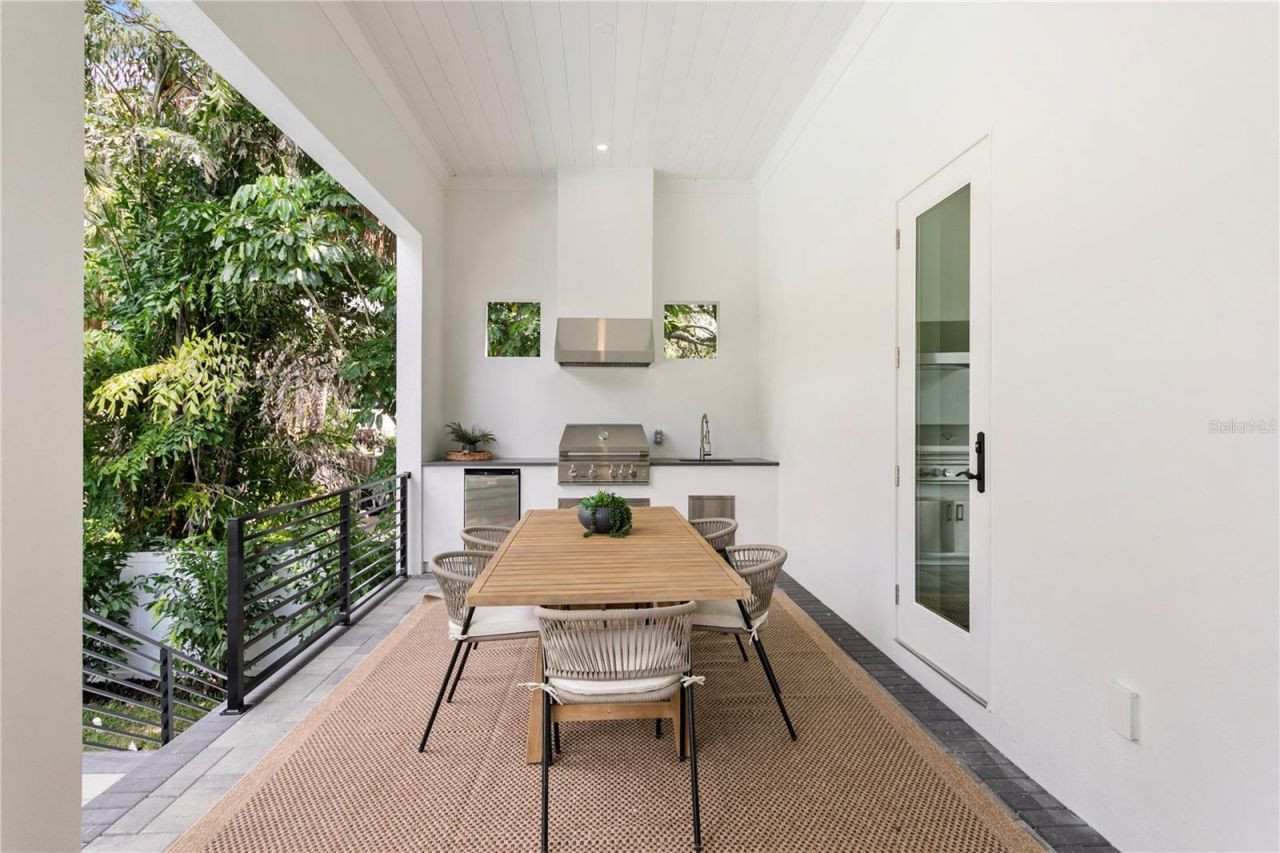 4823 W San Jose Street, Tampa, FL 33629 Photo