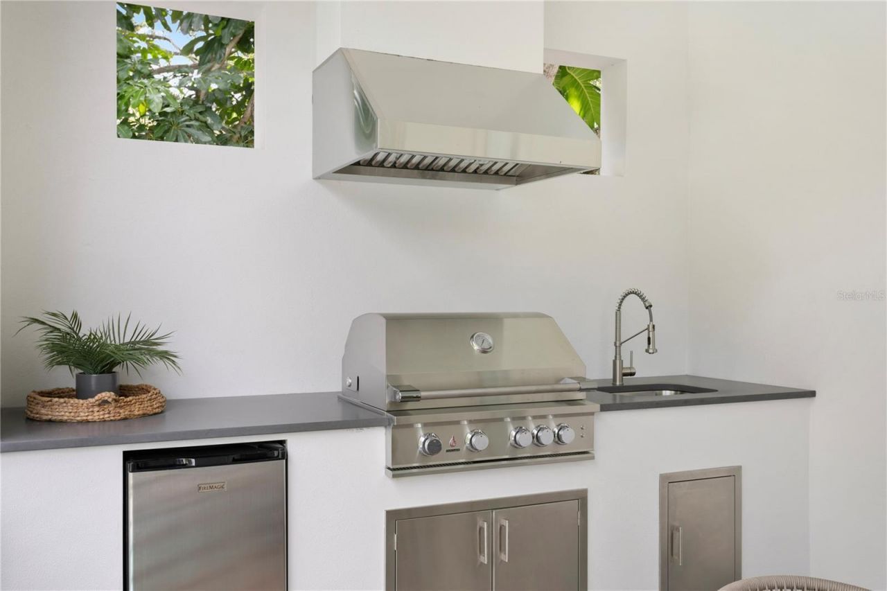 4823 W San Jose Street, Tampa, FL 33629 Photo