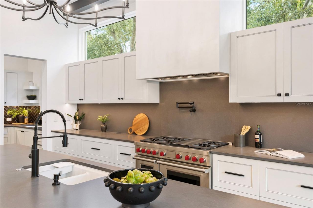 4823 W San Jose Street, Tampa, FL 33629 Photo