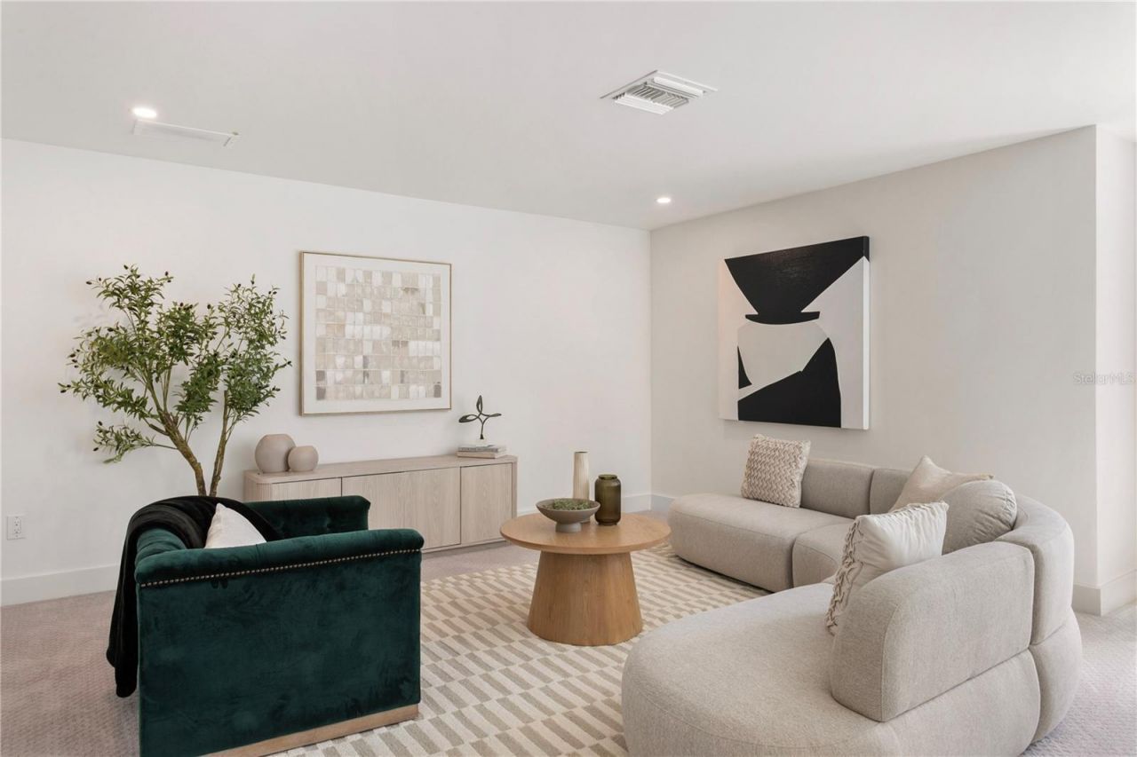 4823 W San Jose Street, Tampa, FL 33629 Photo