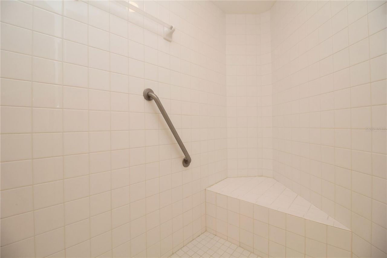 1200 Country Club Drive, Unit 1101, Largo, FL 33771 Photo