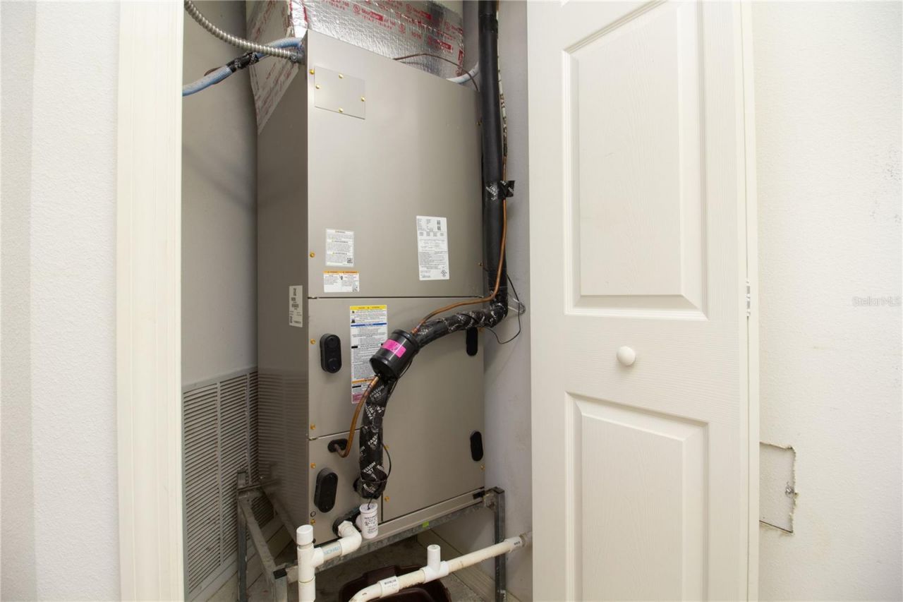 1200 Country Club Drive, Unit 1101, Largo, FL 33771 Photo