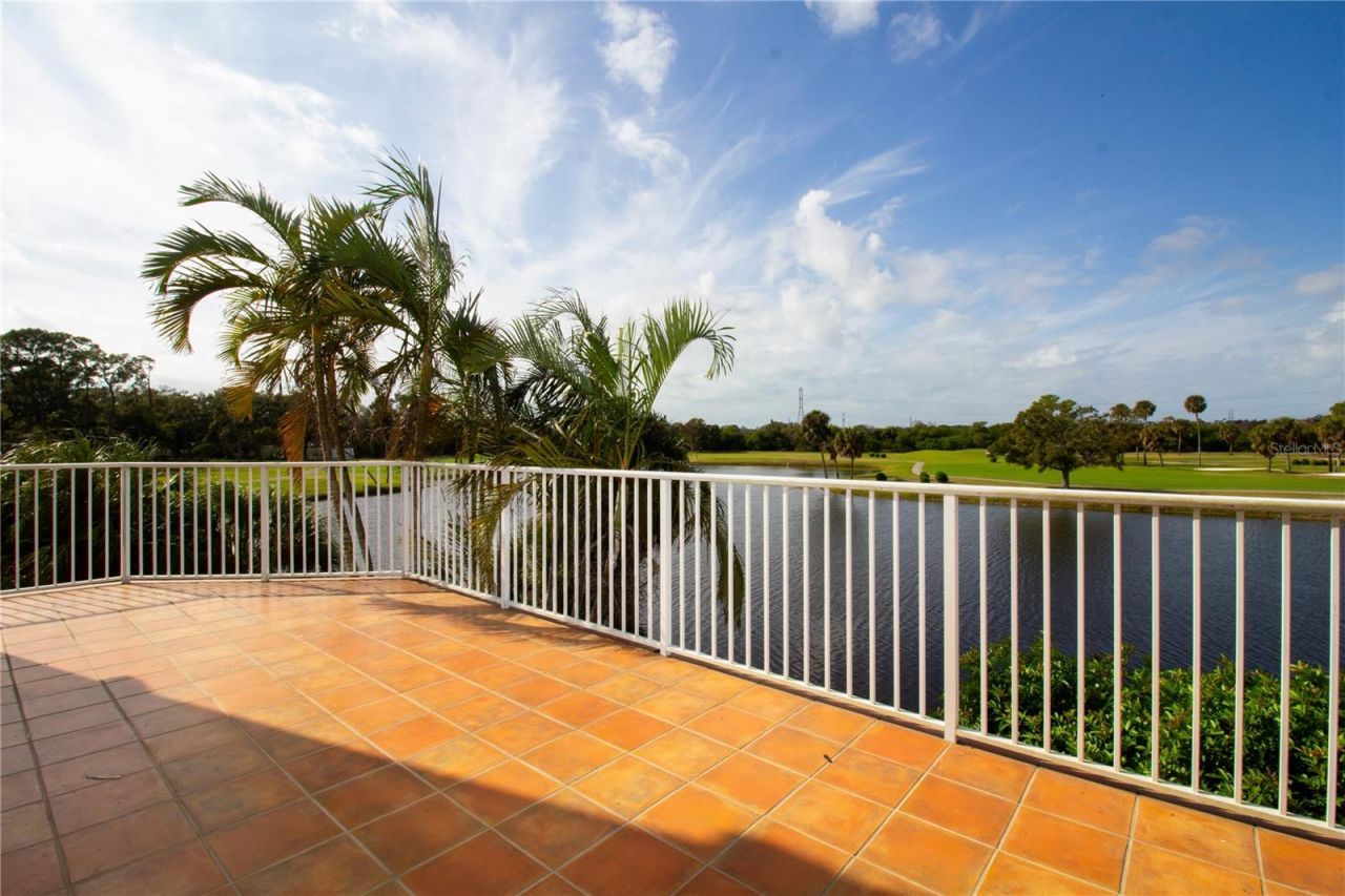 1200 Country Club Drive, Unit 1101, Largo, FL 33771 Photo