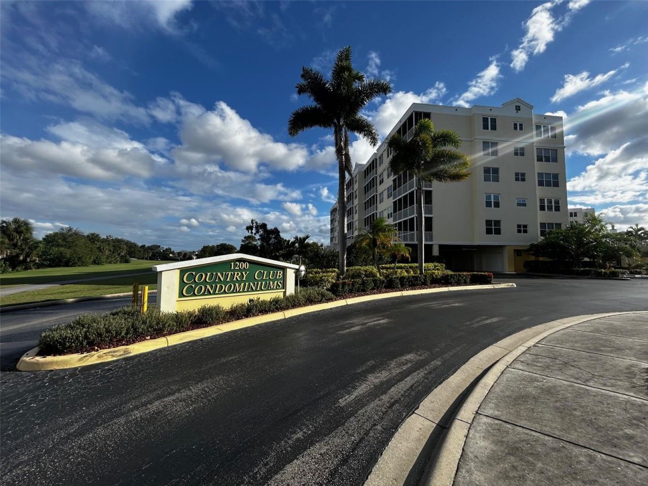 1200 Country Club Drive, Unit 1101, Largo, FL 33771 Photo