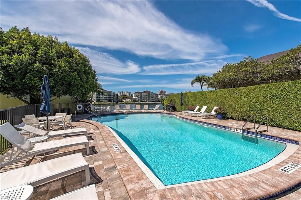 4155 Crayton Rd, Unit 203, Naples, FL 34103 Photo