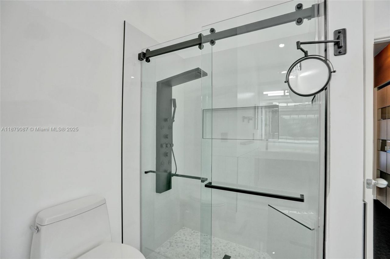 1321 SW 102nd Ave, Pembroke Pines, FL 33025 Photo