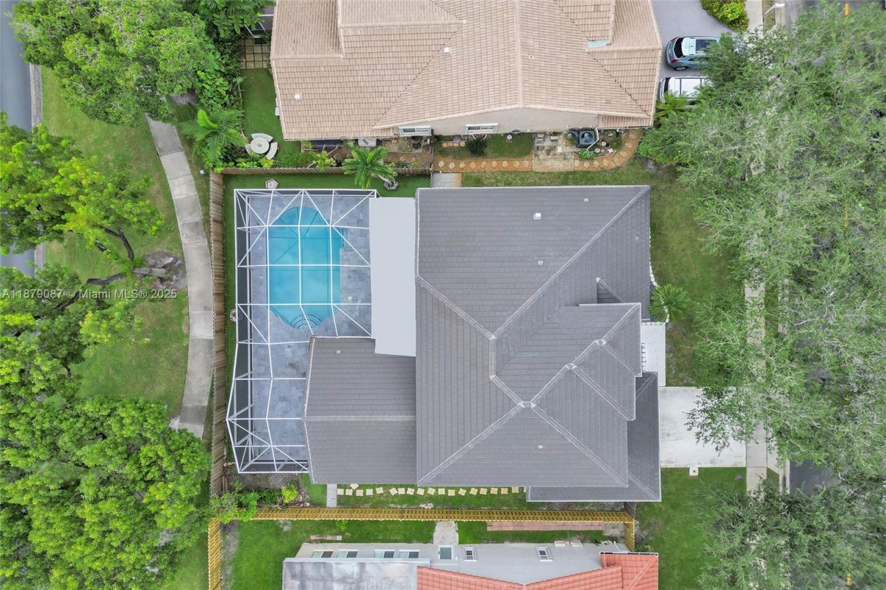 1321 SW 102nd Ave, Pembroke Pines, FL 33025 Photo