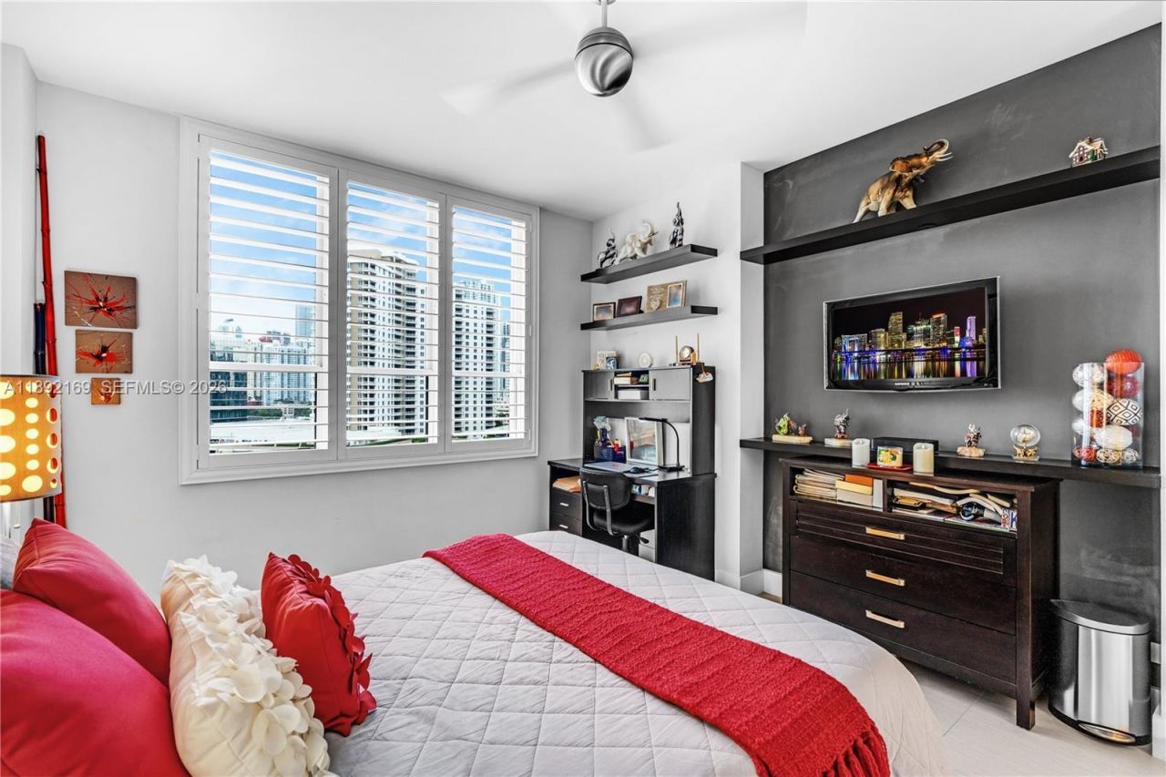 888 Brickell Key Dr, Unit 1002, Miami, FL 33131 Photo