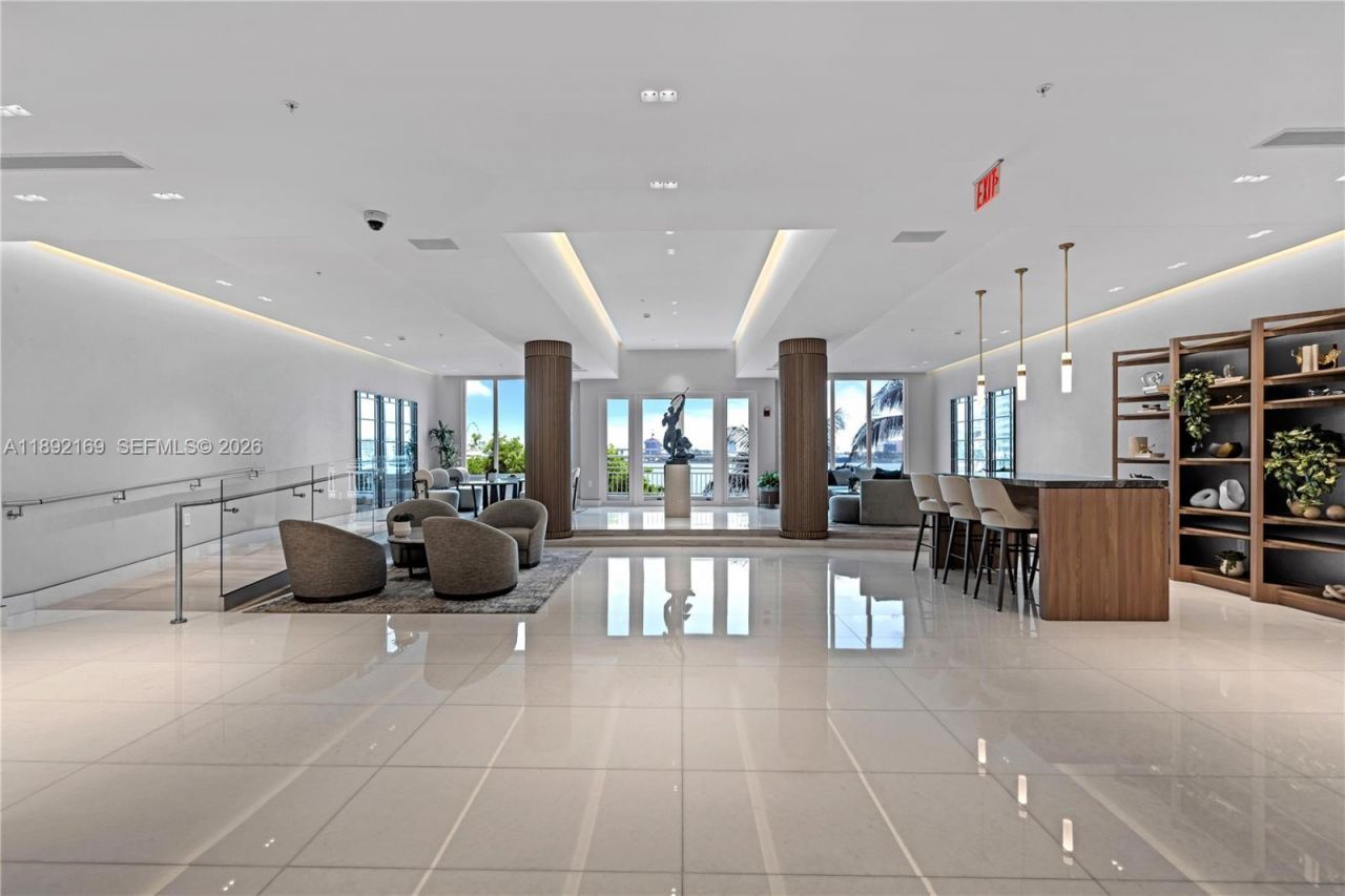 888 Brickell Key Dr, Unit 1002, Miami, FL 33131 Photo