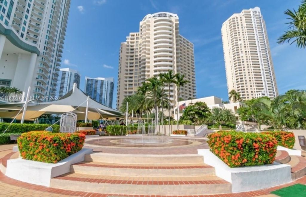 888 Brickell Key Dr, Unit 1002, Miami, FL 33131 Photo