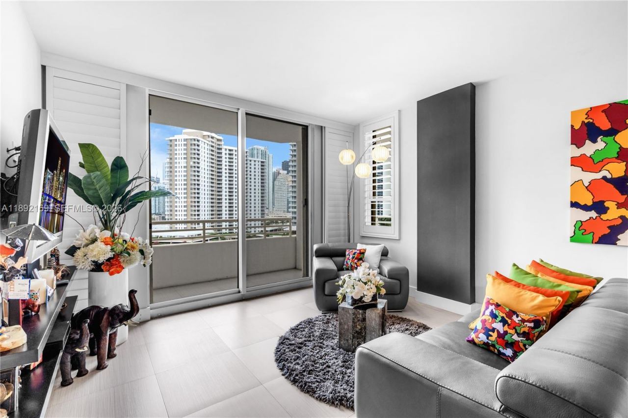 888 Brickell Key Dr, Unit 1002, Miami, FL 33131 Photo