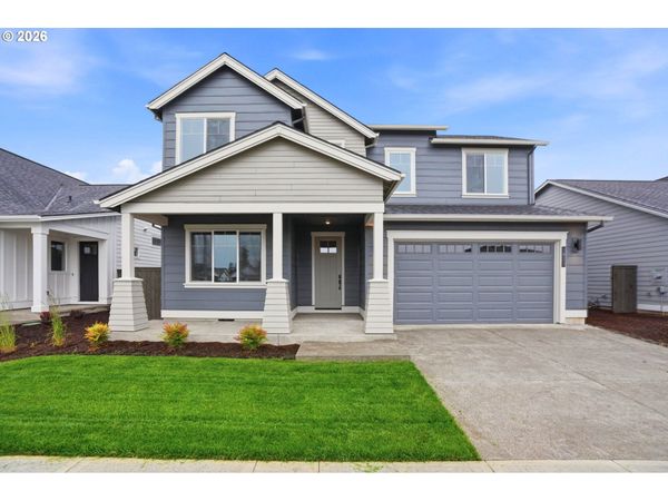 1823 S Pepperwood ST, Canby, OR 97013