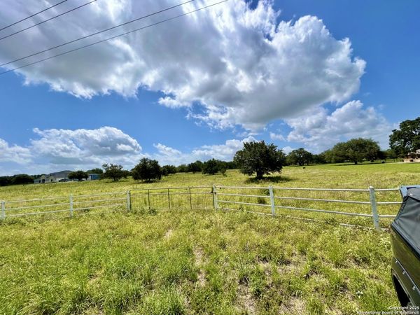 3200 N IH 35, Natalia, TX 78059