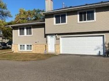 6000 64th Avenue N, Brooklyn Park, MN 55429