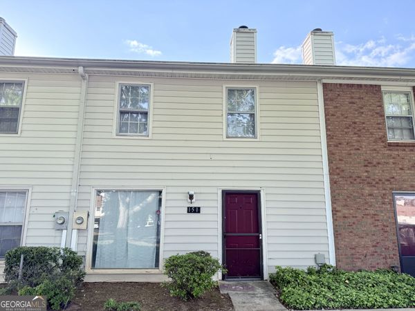 151 Old Ferry Way, Roswell, GA 30076