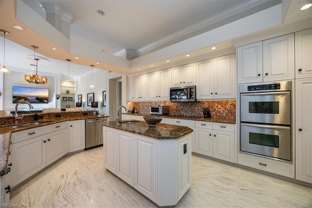 13700 Pondview Cir, Naples, FL 34119 Photo