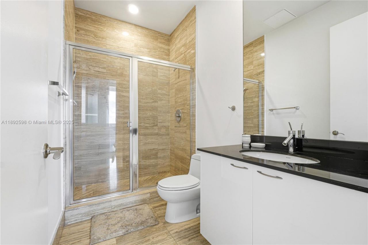 16001 Collins Ave, Unit 3705, Sunny Isles Beach, FL 33160 Photo